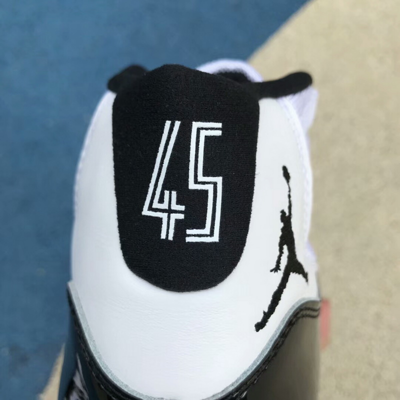 Authentic Air Jordan 11 Concord 2018 